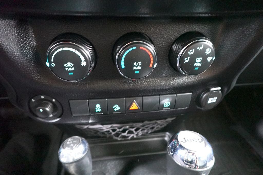 2016 Jeep Wrangler Sahara