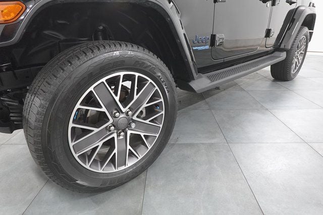 2022 Jeep Wrangler Unlimited Sahara High Altitude 4xe