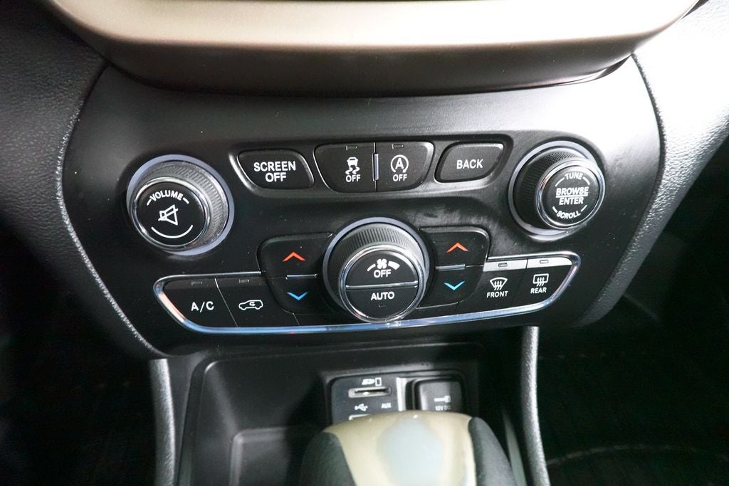 2016 Jeep Cherokee Latitude