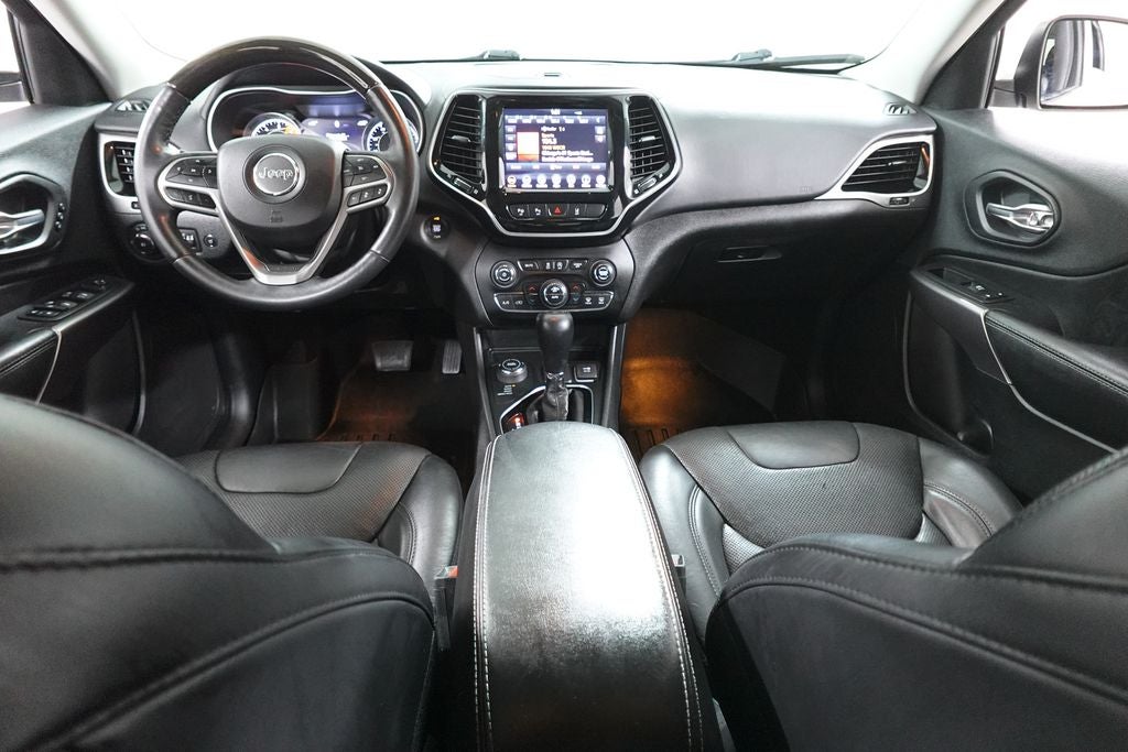 2019 Jeep Cherokee Overland