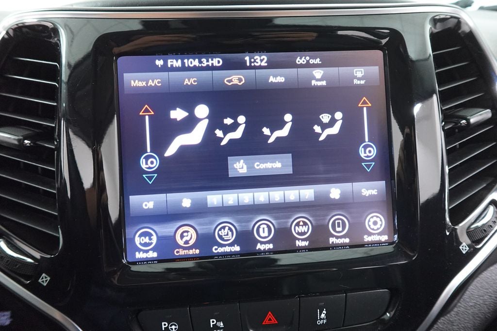 2019 Jeep Cherokee Overland