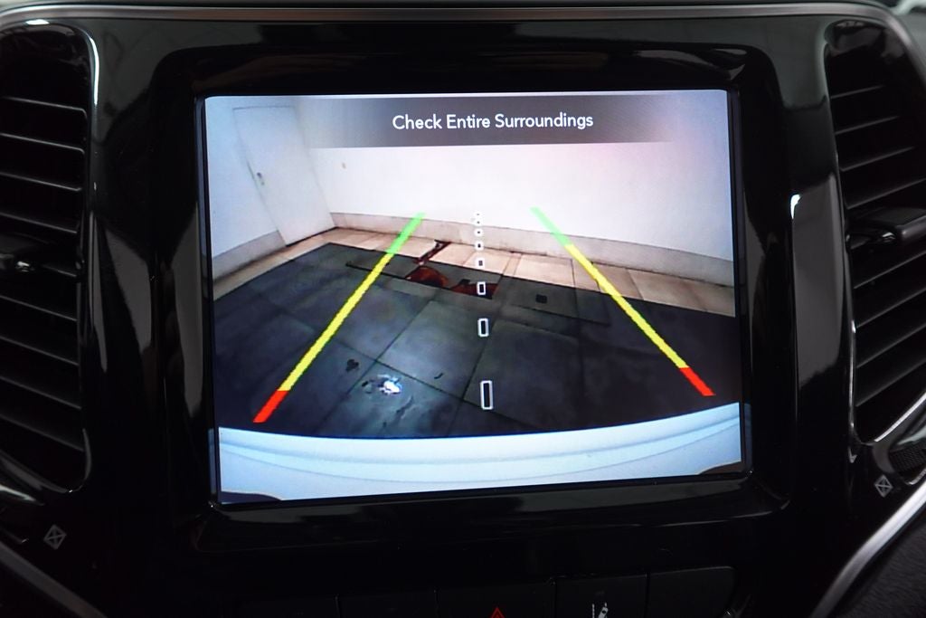 2019 Jeep Cherokee Overland