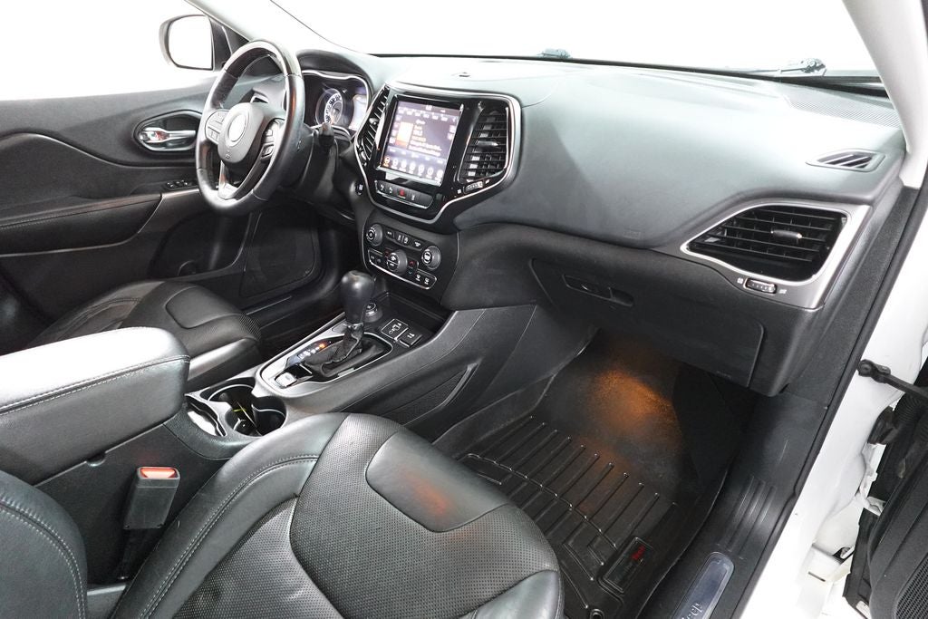 2019 Jeep Cherokee Overland