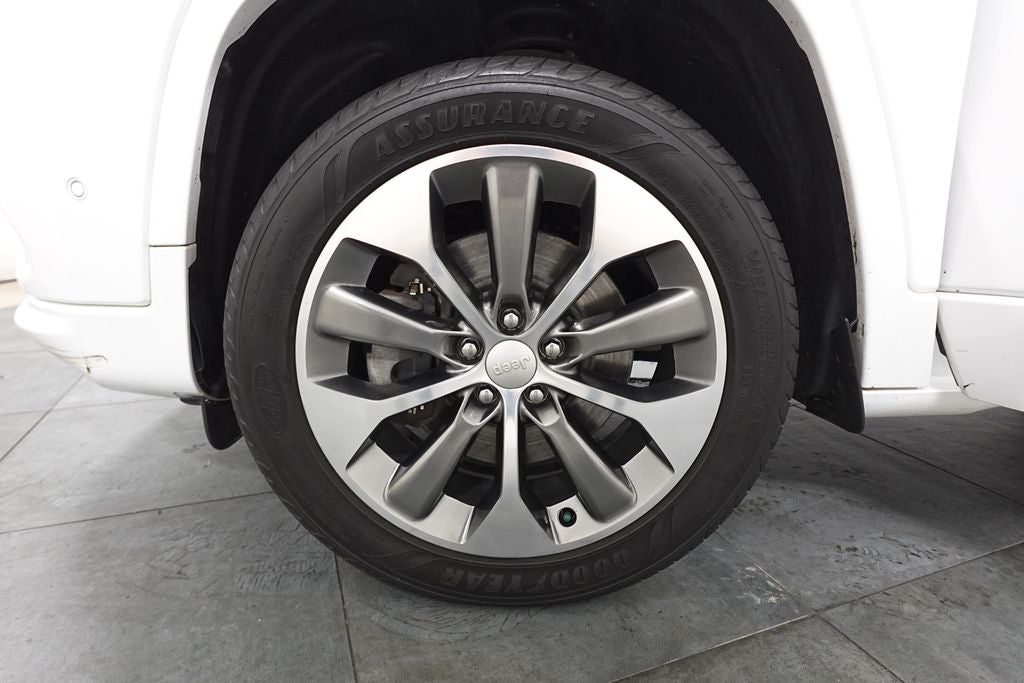 2019 Jeep Cherokee Overland