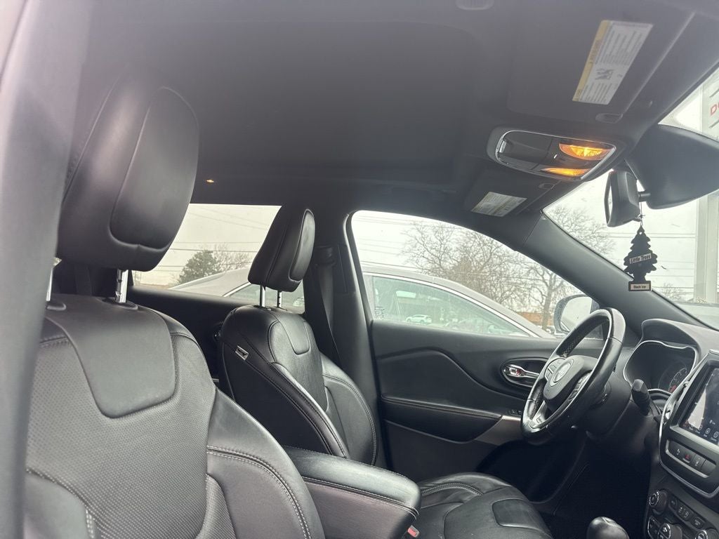 2021 Jeep Cherokee Latitude Lux