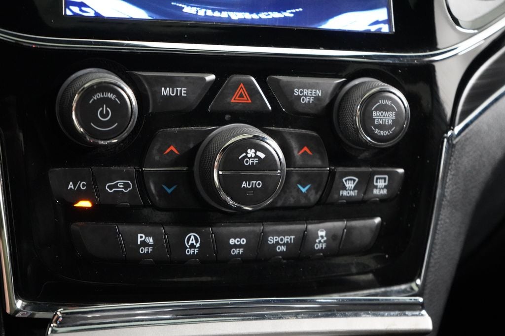 2019 Jeep Grand Cherokee Base