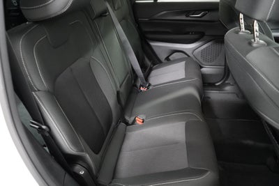 2027 Jeep Grand Cherokee Laredo X