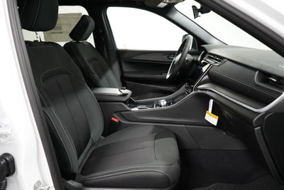 2027 Jeep Grand Cherokee Laredo X