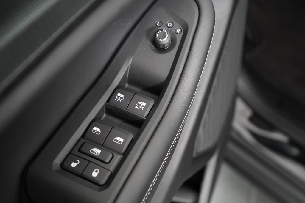 2027 Jeep Grand Cherokee Laredo X