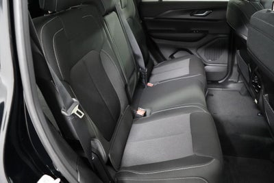 2027 Jeep Grand Cherokee Laredo X