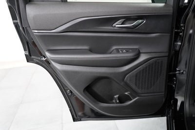 2027 Jeep Grand Cherokee Laredo X