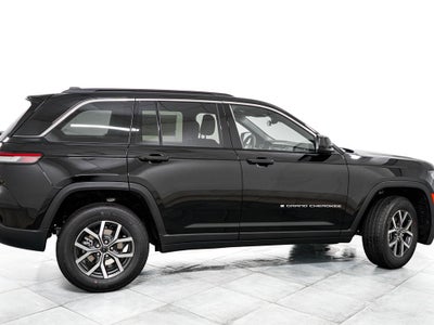 2027 Jeep Grand Cherokee Laredo X