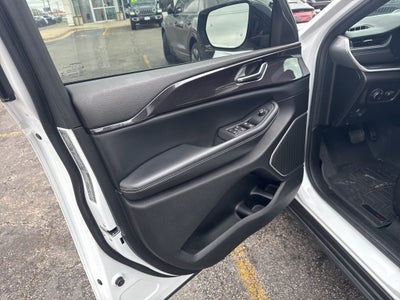 2022 Jeep Grand Cherokee Altitude