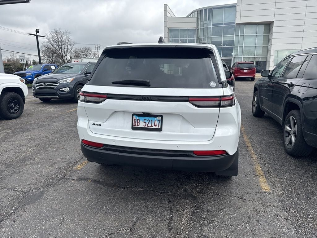 2022 Jeep Grand Cherokee Altitude