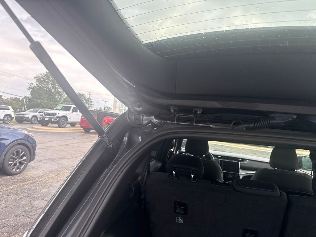2025 Jeep Grand Cherokee Base