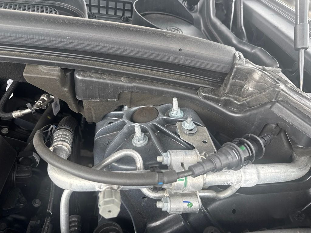 2025 Jeep Grand Cherokee Base