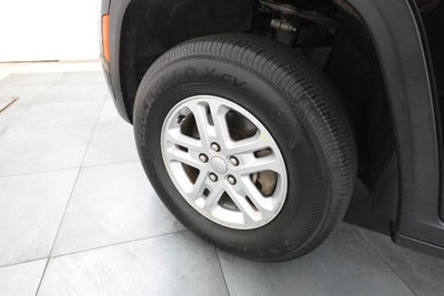 2022 Jeep Grand Cherokee Laredo