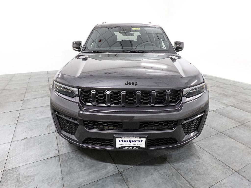 2026 Jeep Grand Cherokee Laredo Altitude