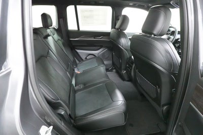 2026 Jeep Grand Cherokee Laredo Altitude