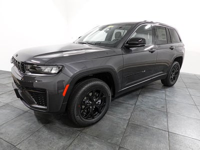 2026 Jeep Grand Cherokee Laredo Altitude
