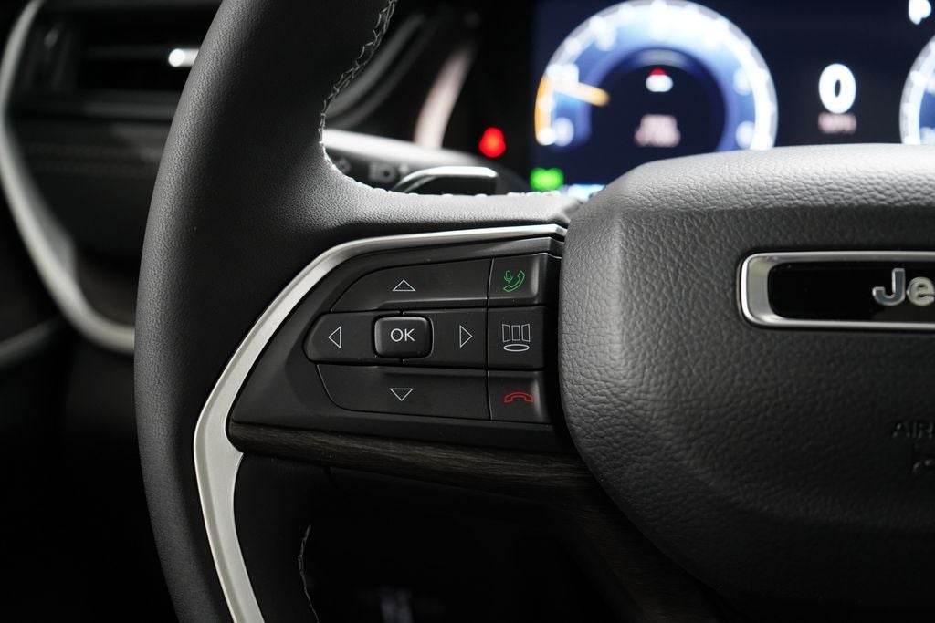 2027 Jeep Grand Cherokee Limited