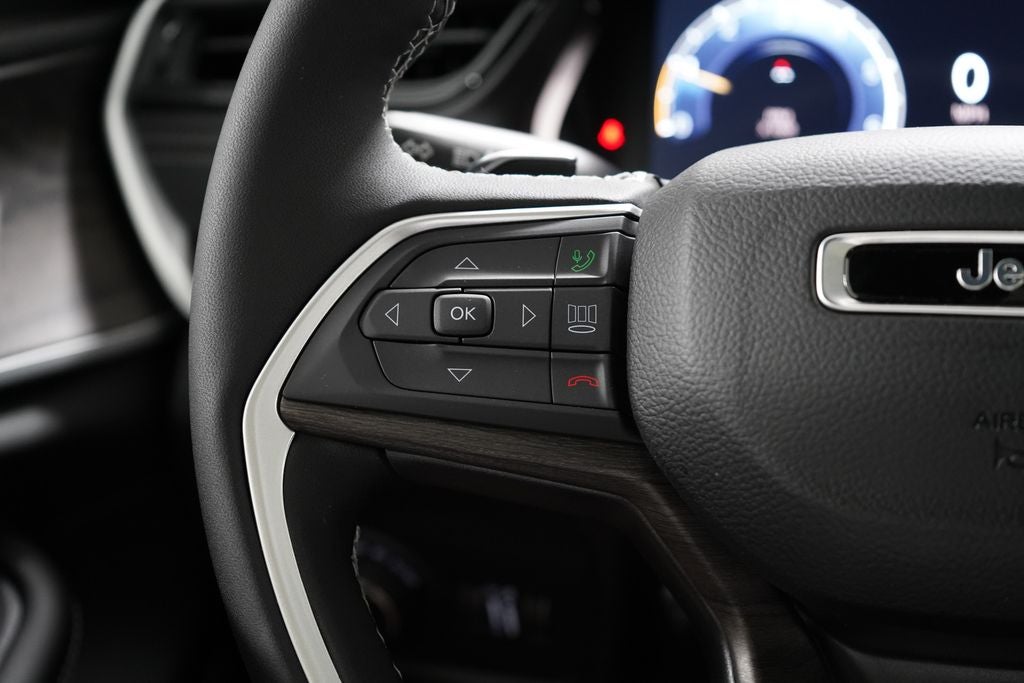 2026 Jeep Grand Cherokee Limited Reserve