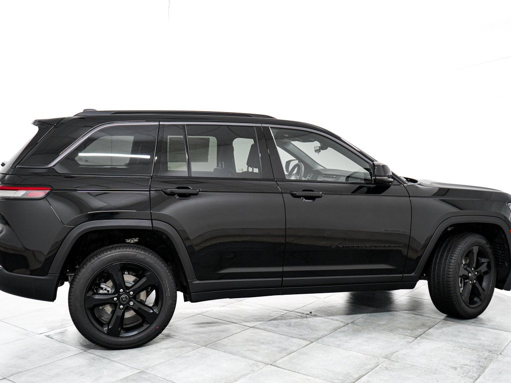 2027 Jeep Grand Cherokee Limited