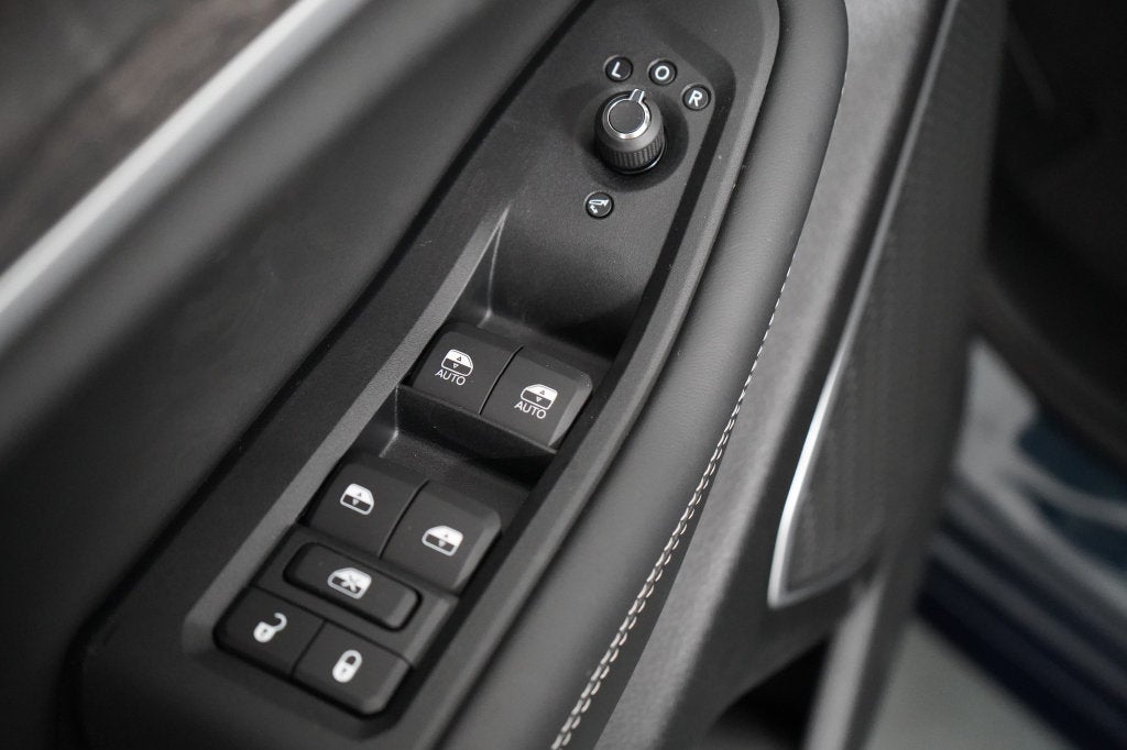 2027 Jeep Grand Cherokee Limited Reserve