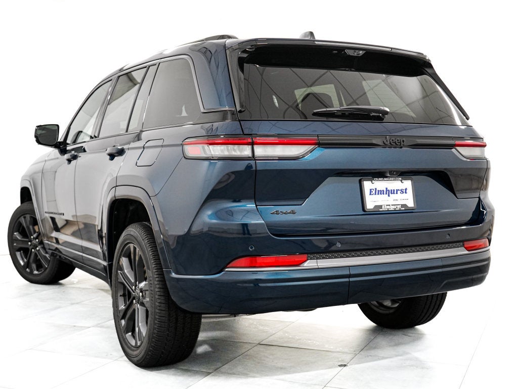 2027 Jeep Grand Cherokee Limited Reserve