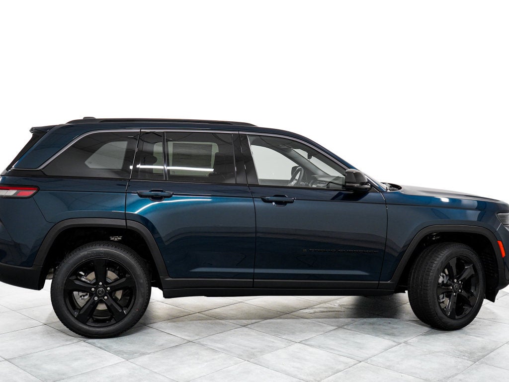2027 Jeep Grand Cherokee Limited