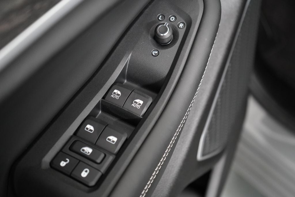 2027 Jeep Grand Cherokee Limited Reserve