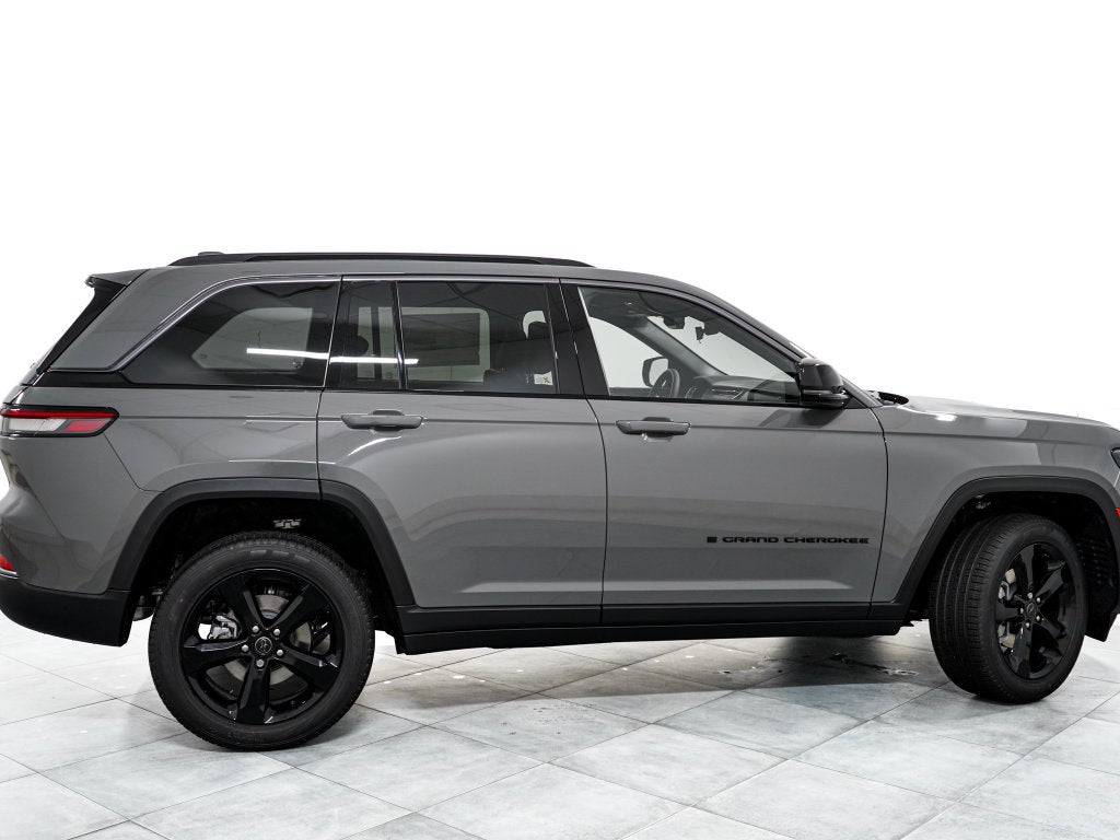 2027 Jeep Grand Cherokee Limited