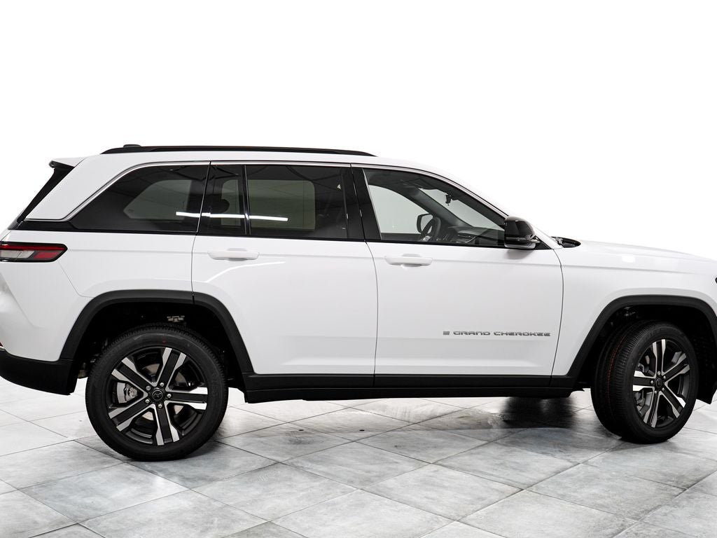 2027 Jeep Grand Cherokee Limited