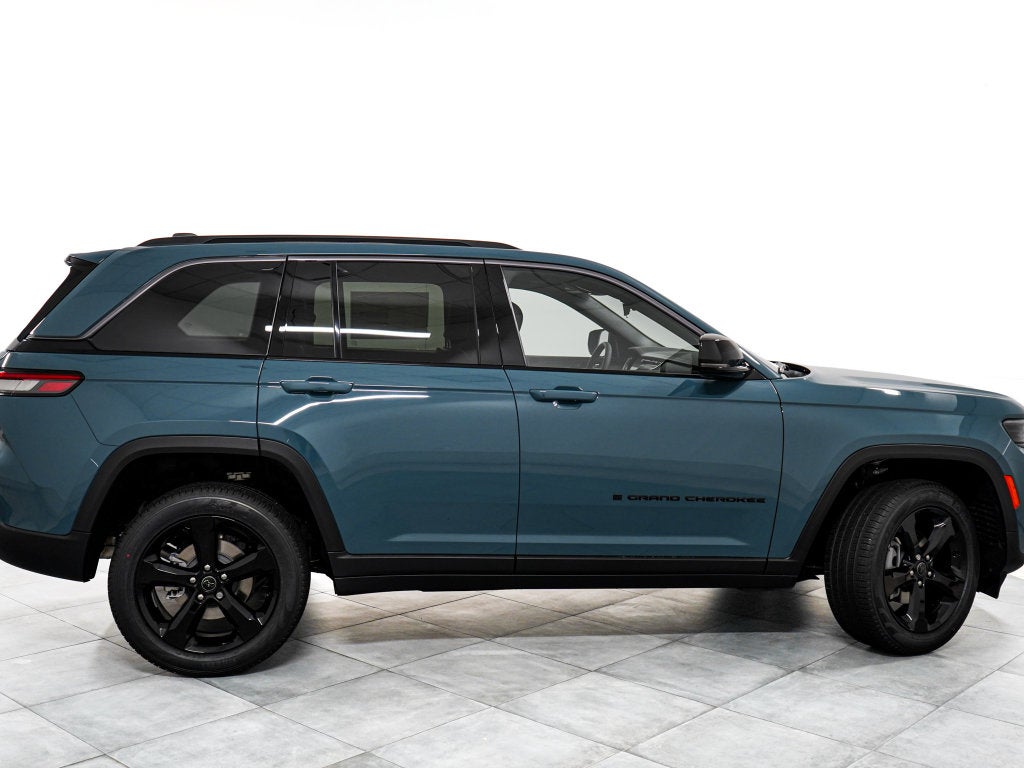 2027 Jeep Grand Cherokee Limited