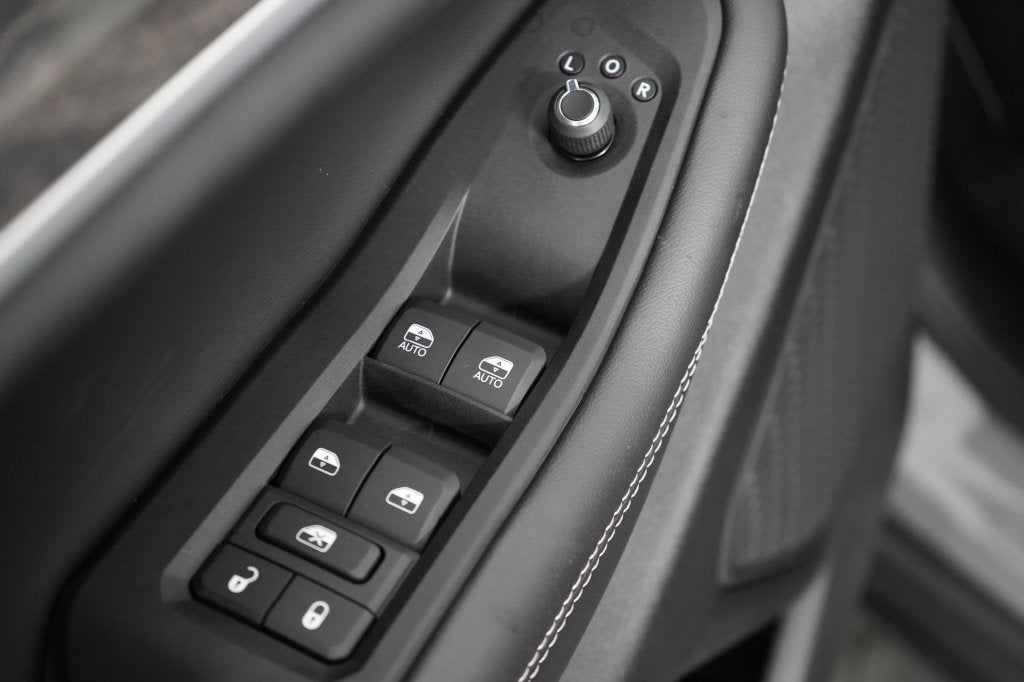 2027 Jeep Grand Cherokee Limited Reserve