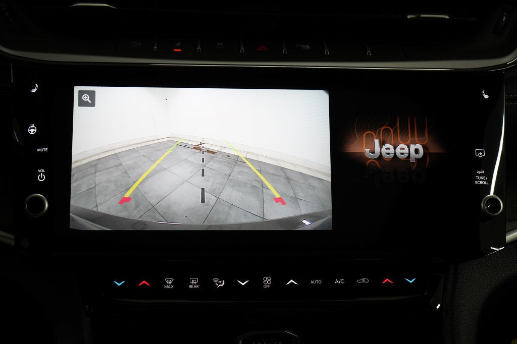 2027 Jeep Grand Cherokee Limited Reserve