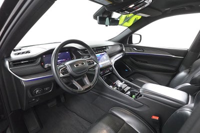 2022 Jeep Grand Cherokee Overland