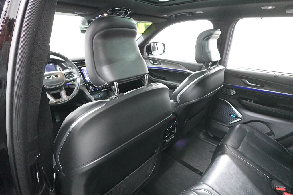 2022 Jeep Grand Cherokee Overland