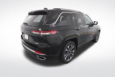 2022 Jeep Grand Cherokee Overland