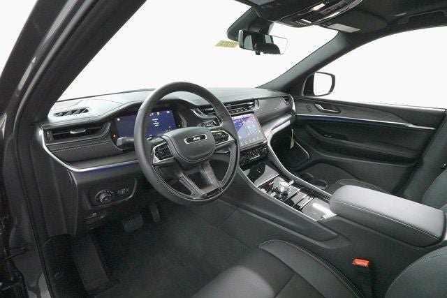 2025 Jeep Grand Cherokee Overland