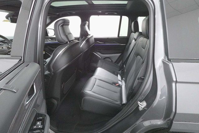 2025 Jeep Grand Cherokee Overland