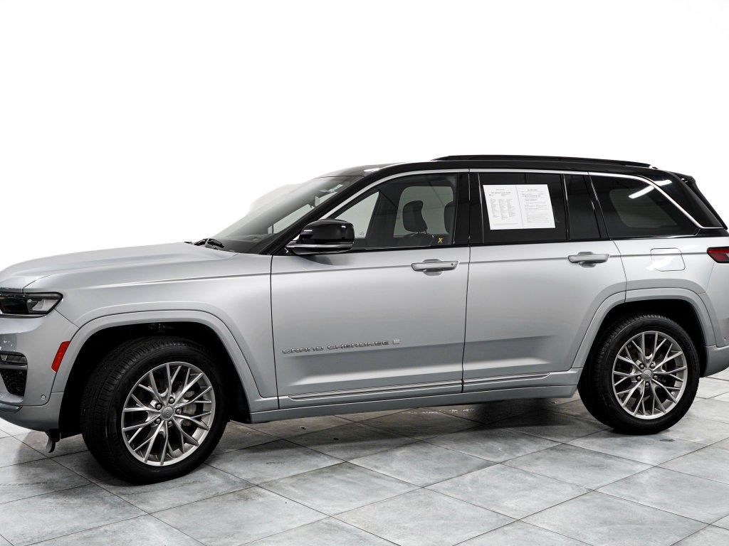 2024 Jeep Grand Cherokee Summit
