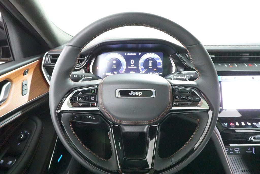 2026 Jeep Grand Cherokee GRAND CHEROKEE SUMMIT 4X4
