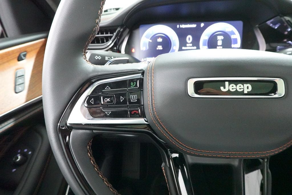 2026 Jeep Grand Cherokee GRAND CHEROKEE SUMMIT 4X4