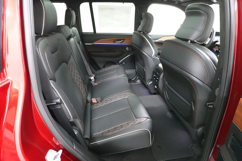 2026 Jeep Grand Cherokee Summit