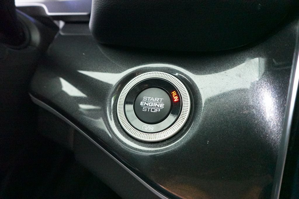 2022 Jeep Grand Cherokee L Laredo