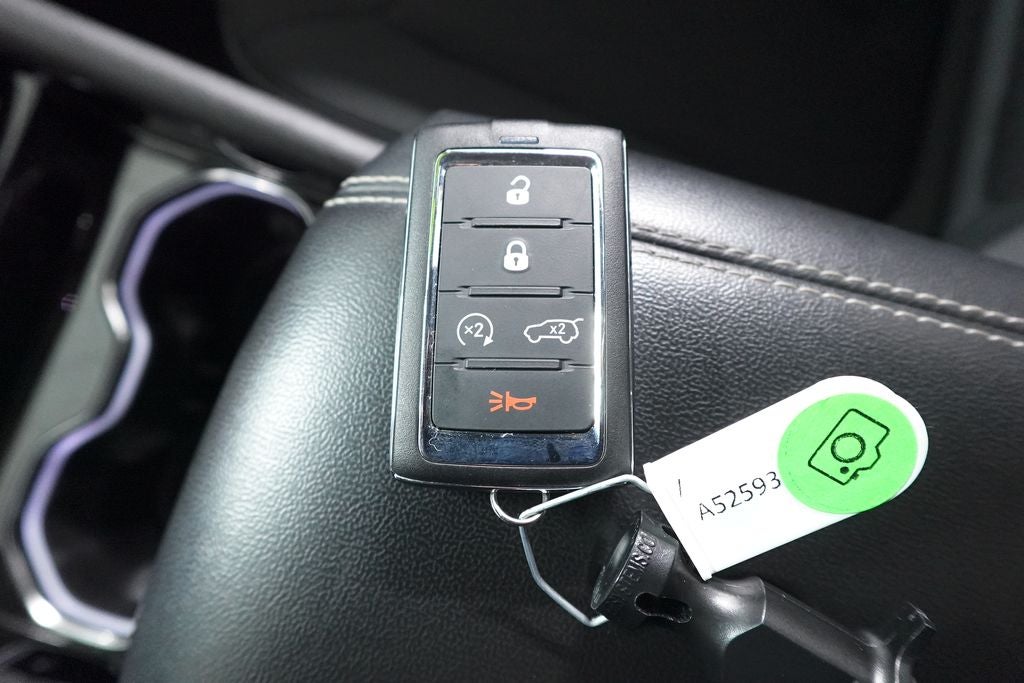 2022 Jeep Grand Cherokee L Laredo