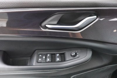 2022 Jeep Grand Cherokee L Laredo