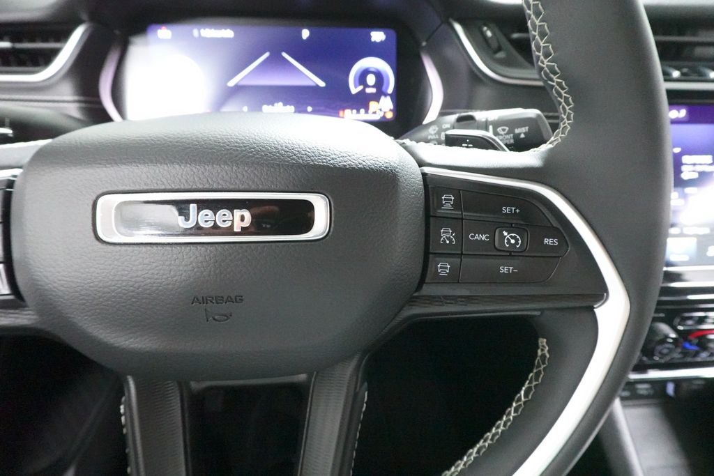 2023 Jeep Grand Cherokee L Altitude 4x4