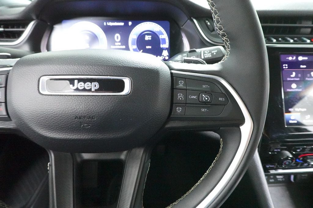 2024 Jeep Grand Cherokee L Altitude 4x4